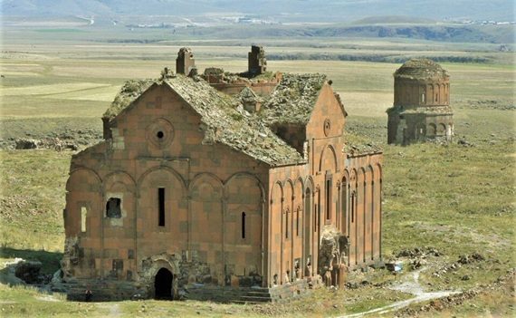 Cattedrali cattoliche trasformate in moschee: in Turchia l’islamizzazione avanza