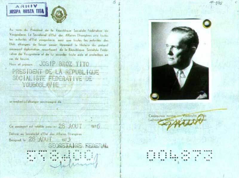 Via la medaglia a Tito! Firma subito
