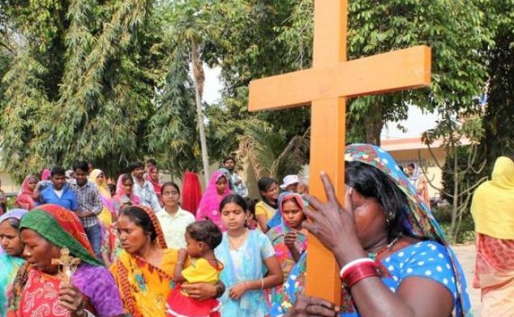 Violenza e intimidazione: cristiani forzati a riconvertirsi in India!