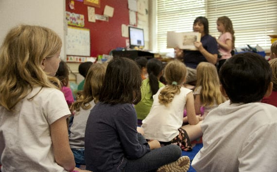 Una nuova minaccia ideologica sui nostri figli! Diciamo “BASTA”!