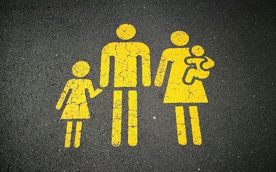 Coppie LGBT, no ai congedi parentali!