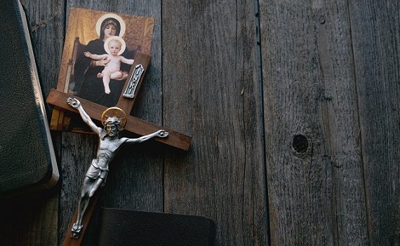 Uno schiaffo (salutare) a tutti noi
