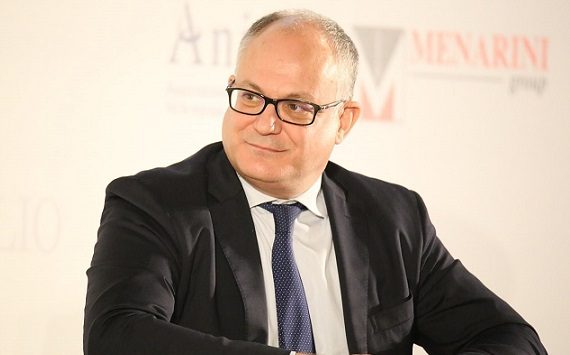 Si continua vergognosamente a violare la legge!