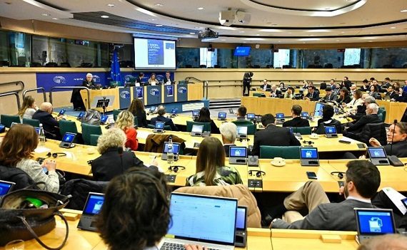 Patto UE: finalmente nuove regole più severe sull’immigrazione!