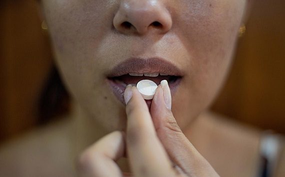 Pillole anticoncezionali gratuite e procreazione assistita saranno pagati con i tuoi soldi