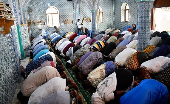 Fermiamo l’islamizzazione che sfigura l’anima dell’Europa!
