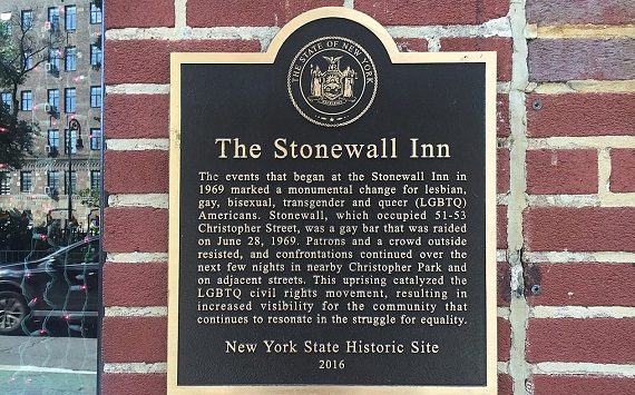 LGBT vs Natura: la vera battaglia del presente e del futuro